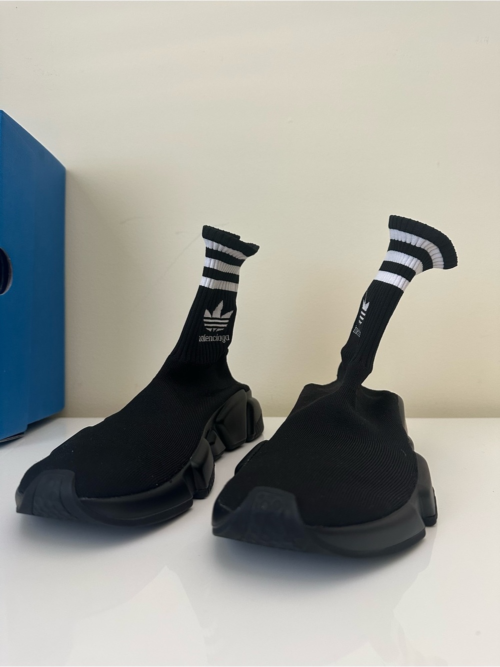 Balenciaga
Balenciaga X Adidas Speed Trainers - Picture 6 of 9